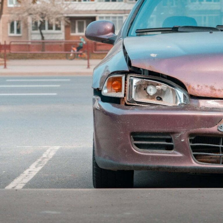 guy opening his locked car with equipment